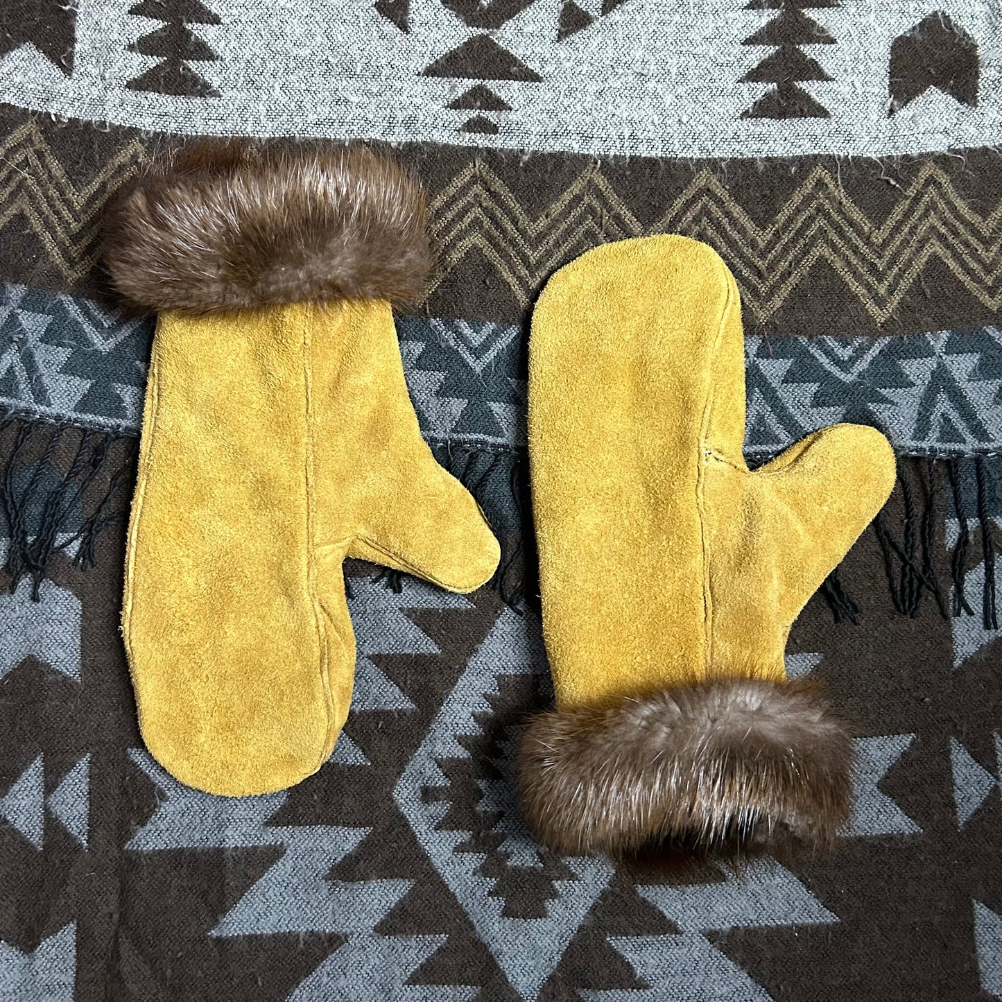 custom mittens