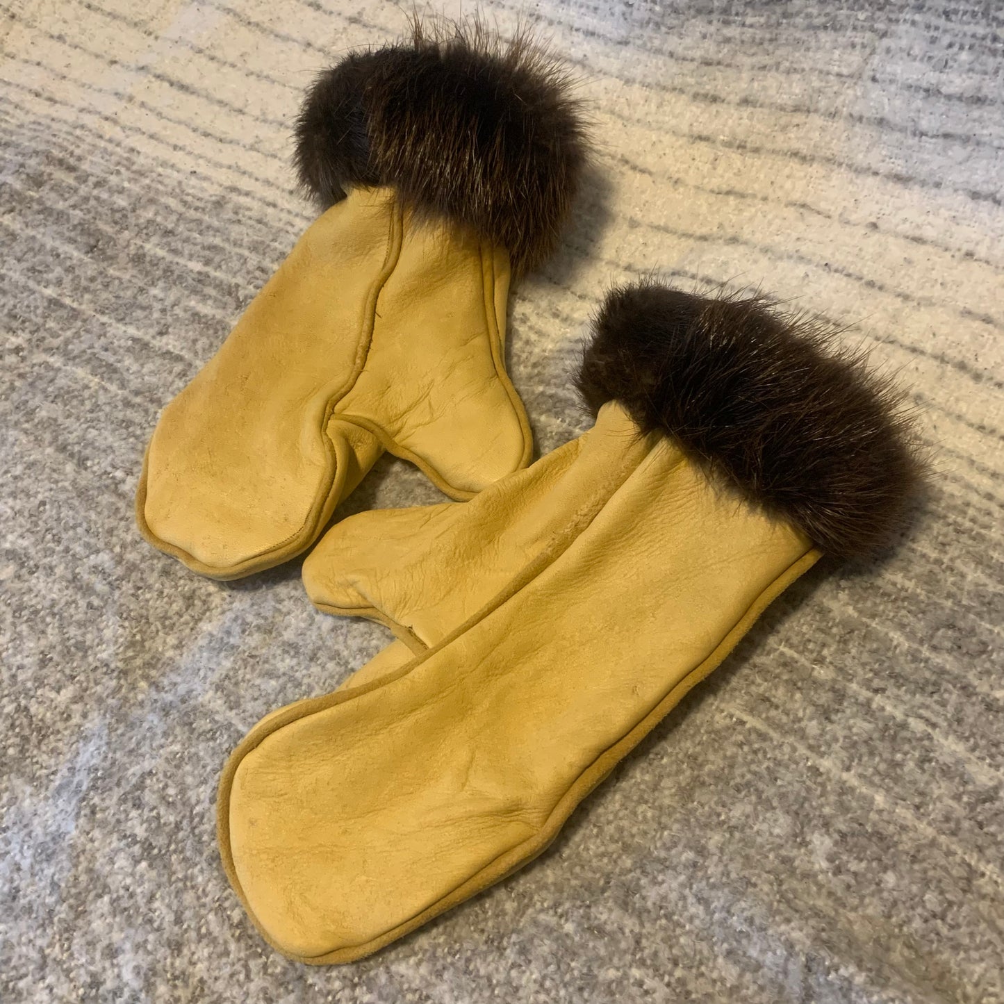 custom mittens